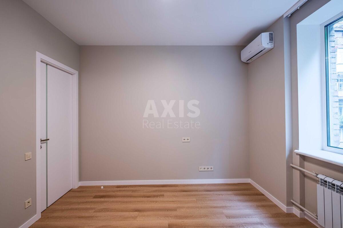 3k apartment vul. Arsenal'na 17557909