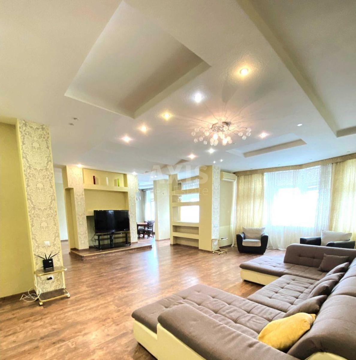 4k apartment bul. Lesi Ukrai'nky 30Б4