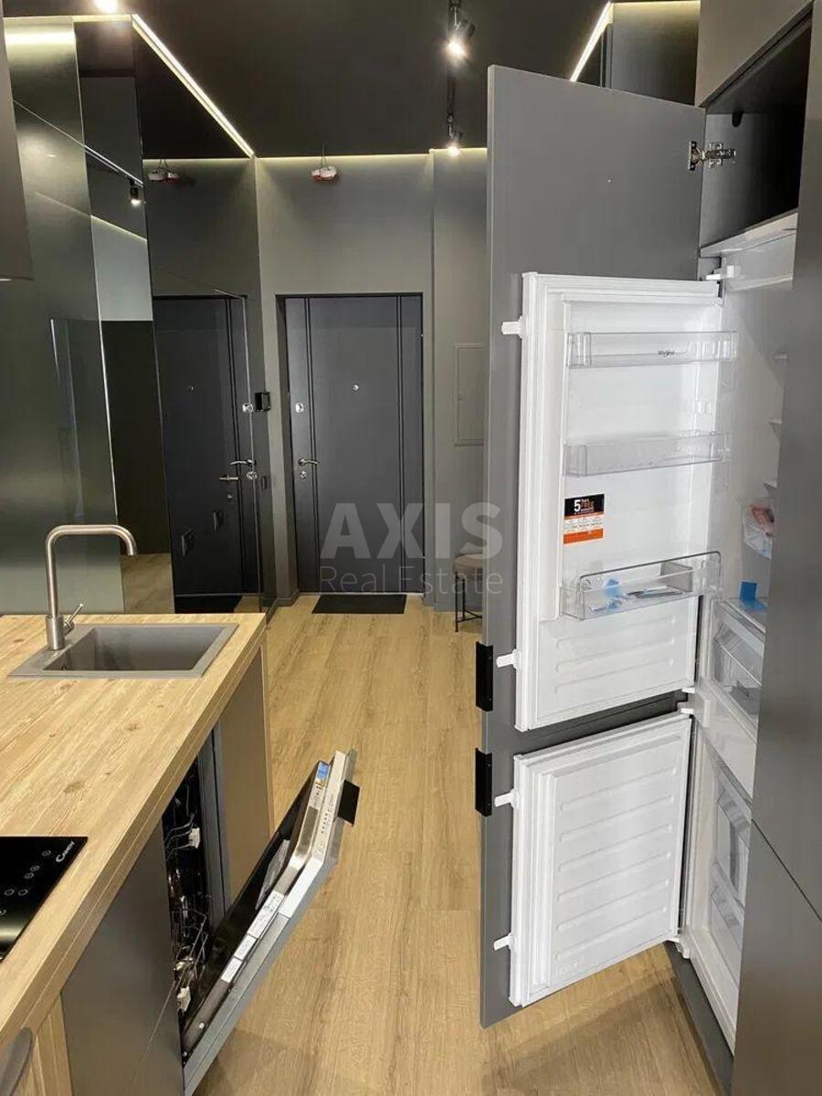 2k apartment vul. Preobrazhens'ka 8Б2