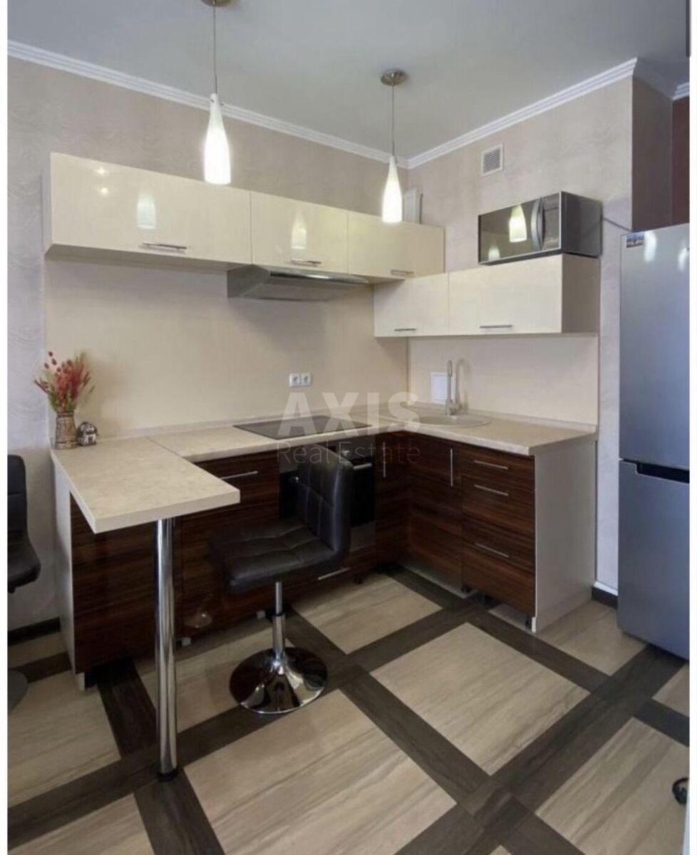 2k apartment vul. Lobanovs'kogo 150Г57010