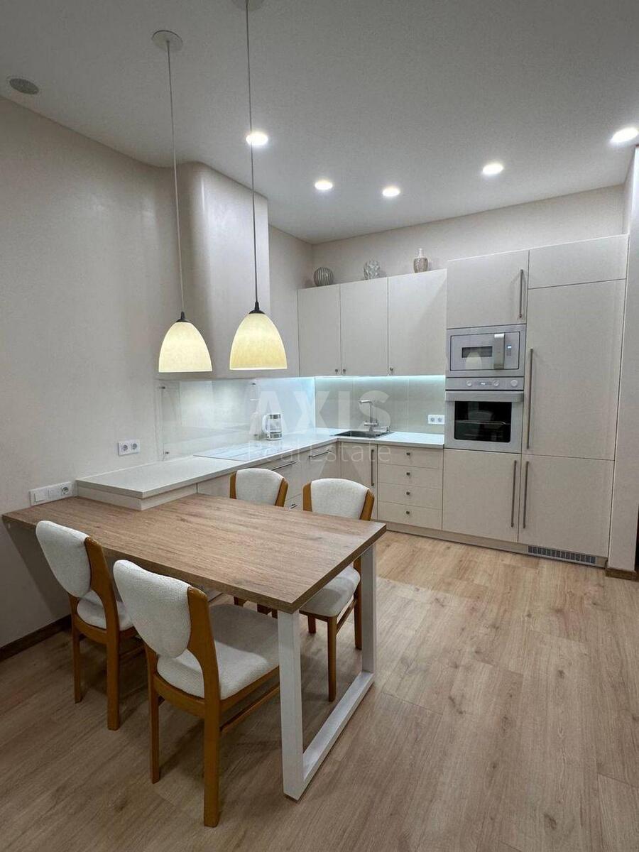2k apartment pr-t Peremogy 11Б2