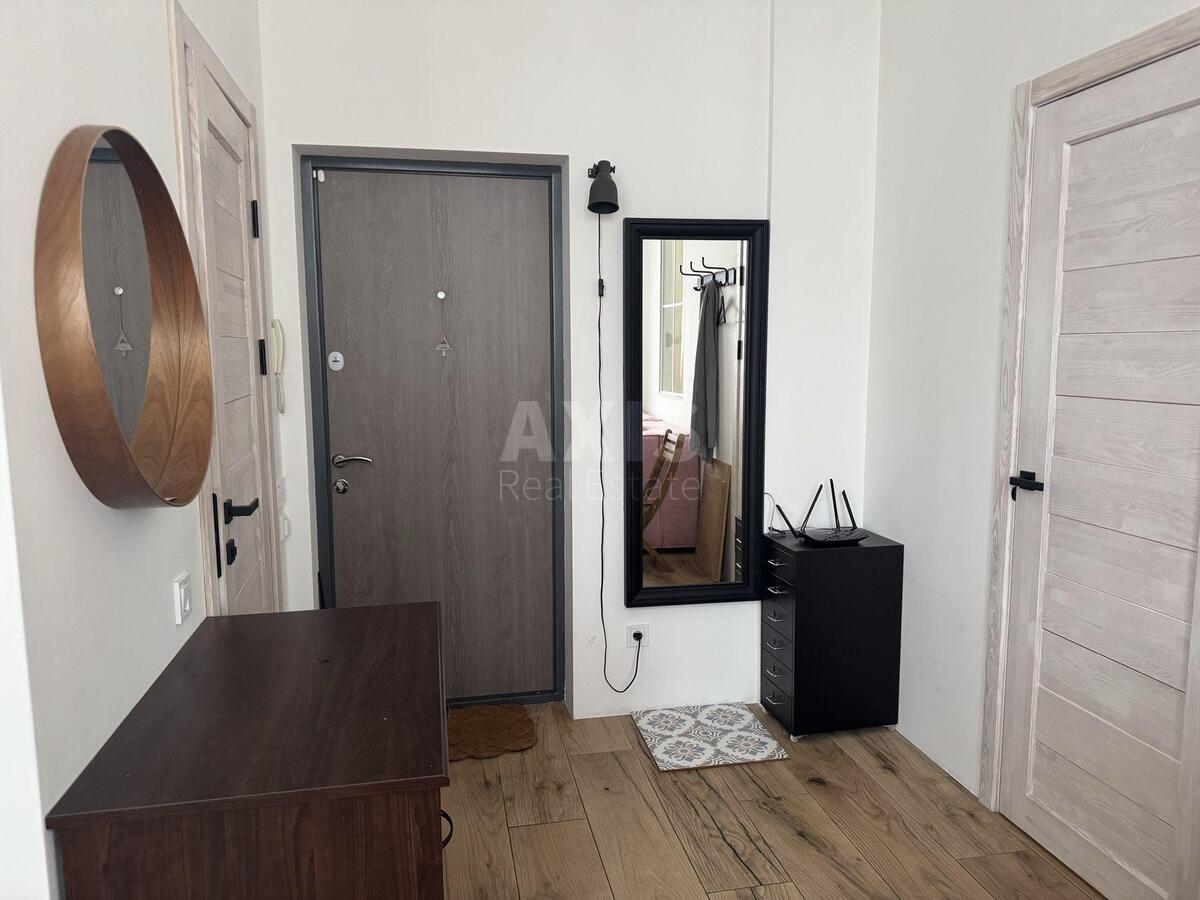 1k apartment vul. Saljutna 2Б605606