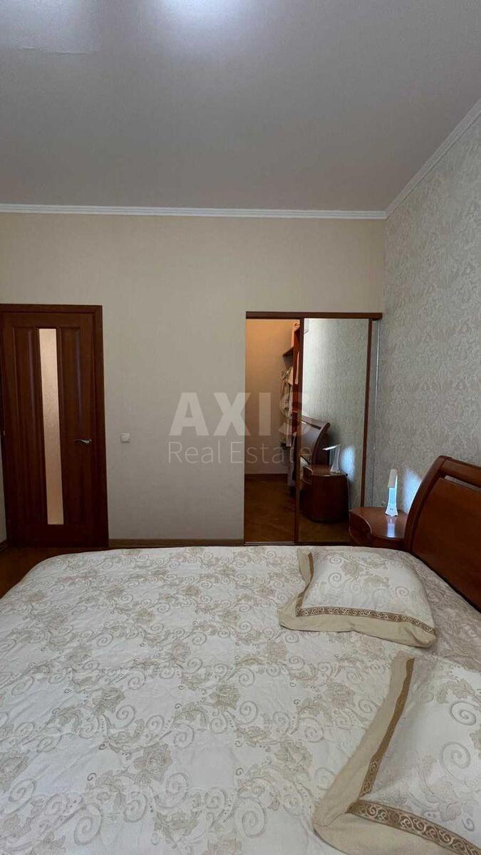 2k apartment vul. Saksagans'kogo 121608325