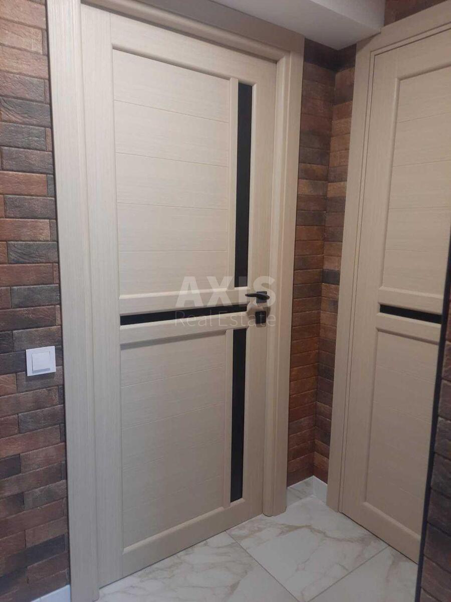 Офис ул. Первомайского Леонида 9А, 209м26262816