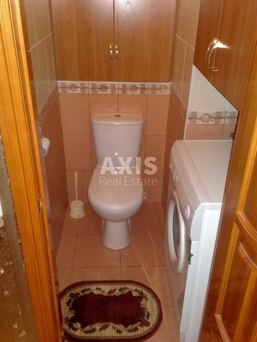 2k apartment vul. Mel'nykova 95