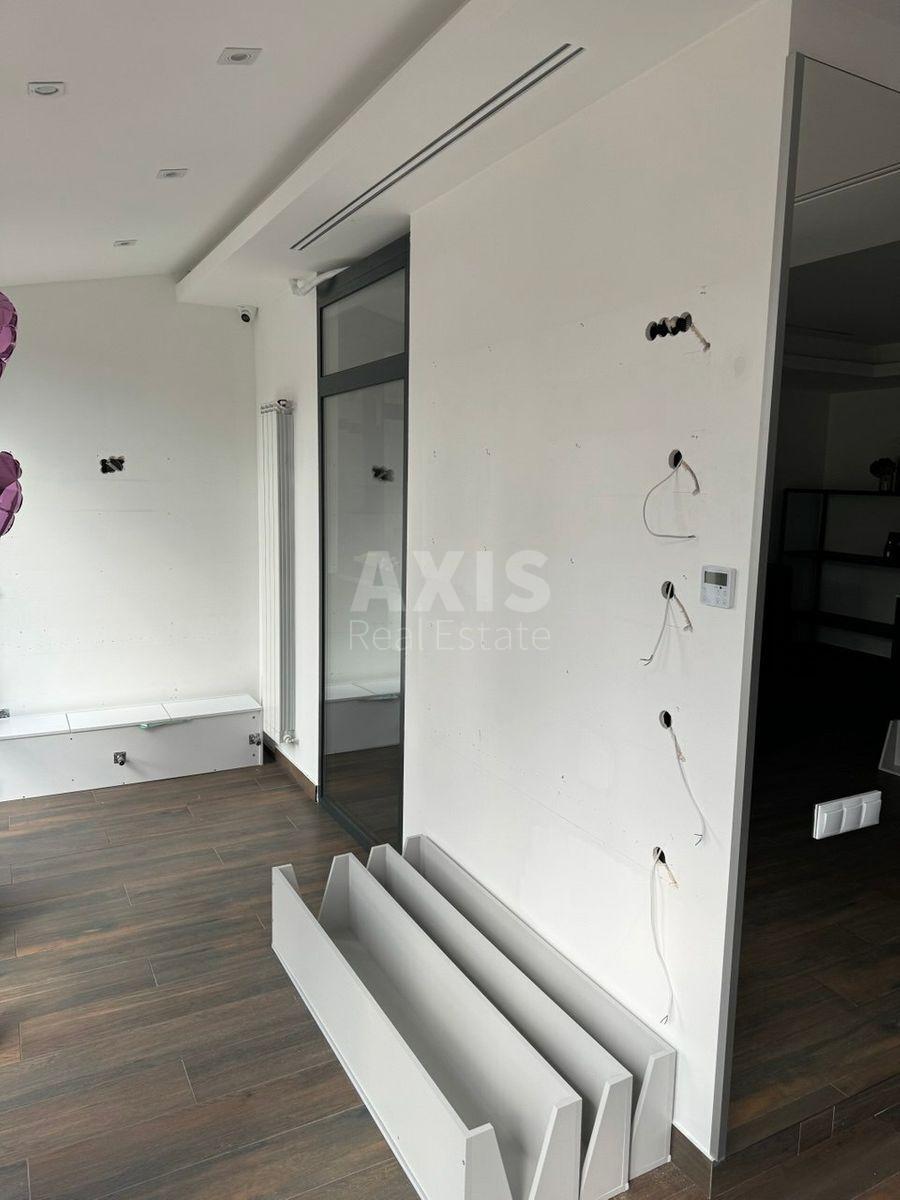 Trade object vul. Kudri Ivana 10, 65m22