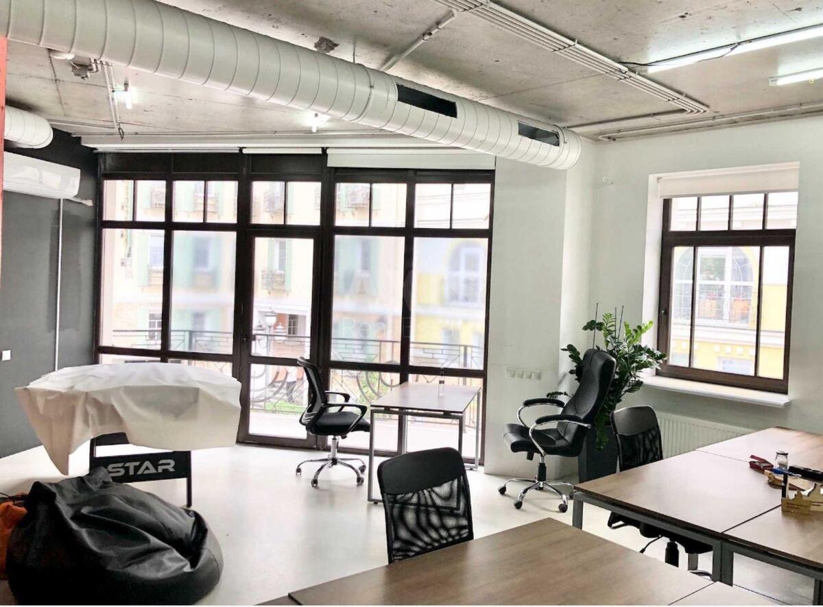 Office vul. Vozdvyzhens'ka 51А, 130m262155