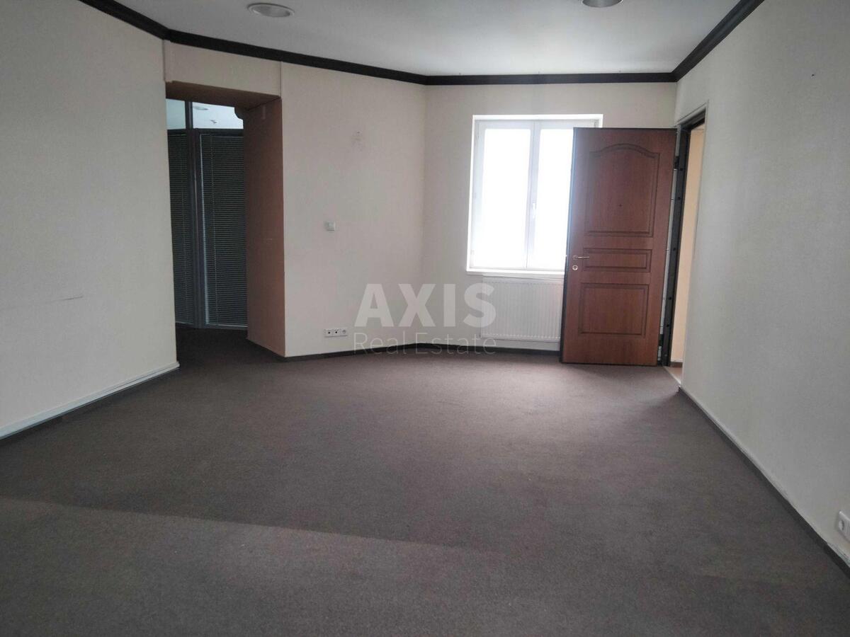 Office prov. Muzejnyj 4, 639m23
