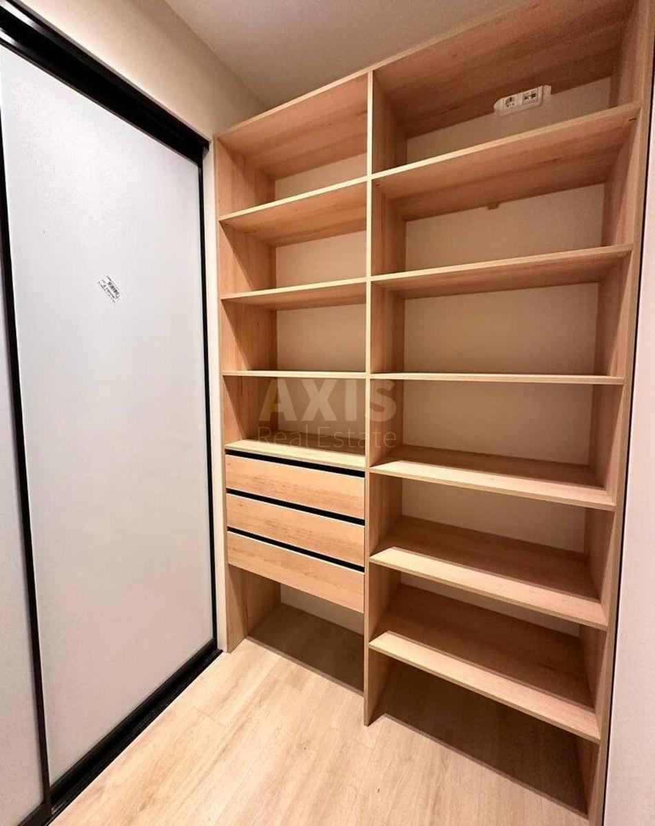 1k apartment vul. Bogatyrs'ka 326