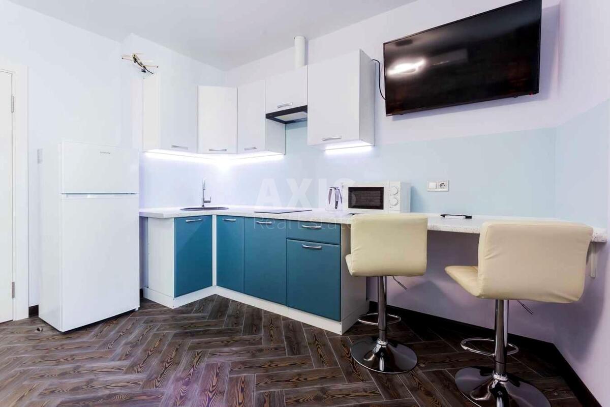 1k apartment vul. Glybochyc'ka 13