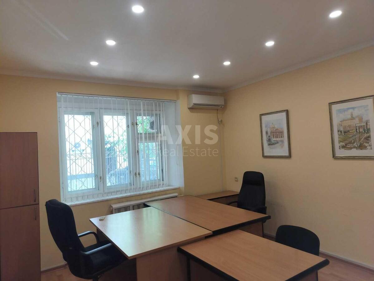 Office vul. Shovkovychna 7А, 60m263026