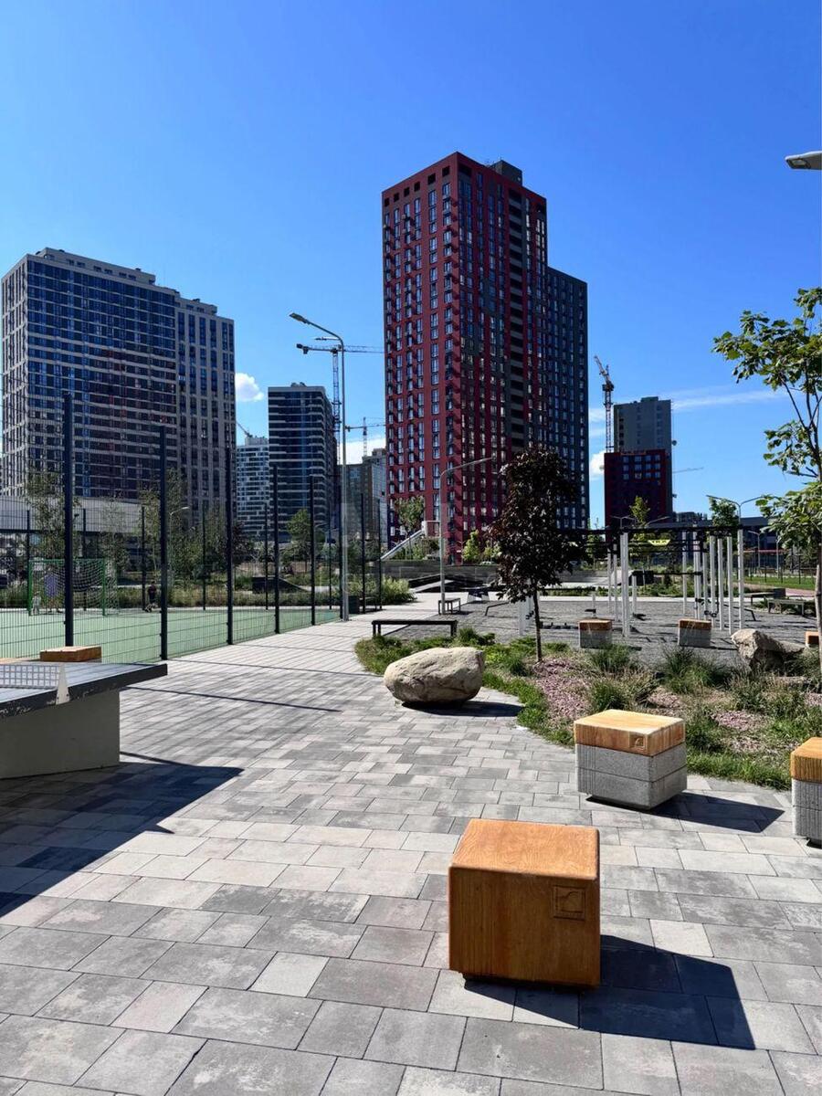 1k apartment pr-t Yevropeyskoho Soyuzu 53/466337111