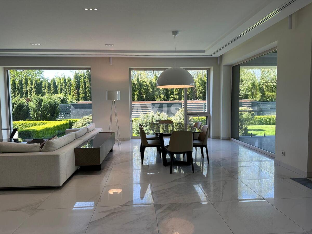 House vul. Central'na, 500m2, Kyiv city577725