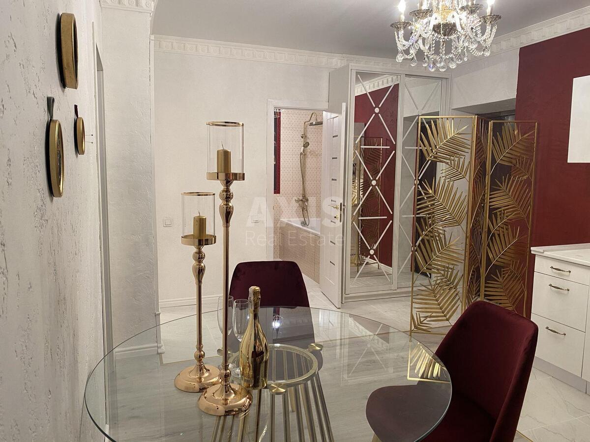 2k apartment vul. Makii'vs'ka 10А597520