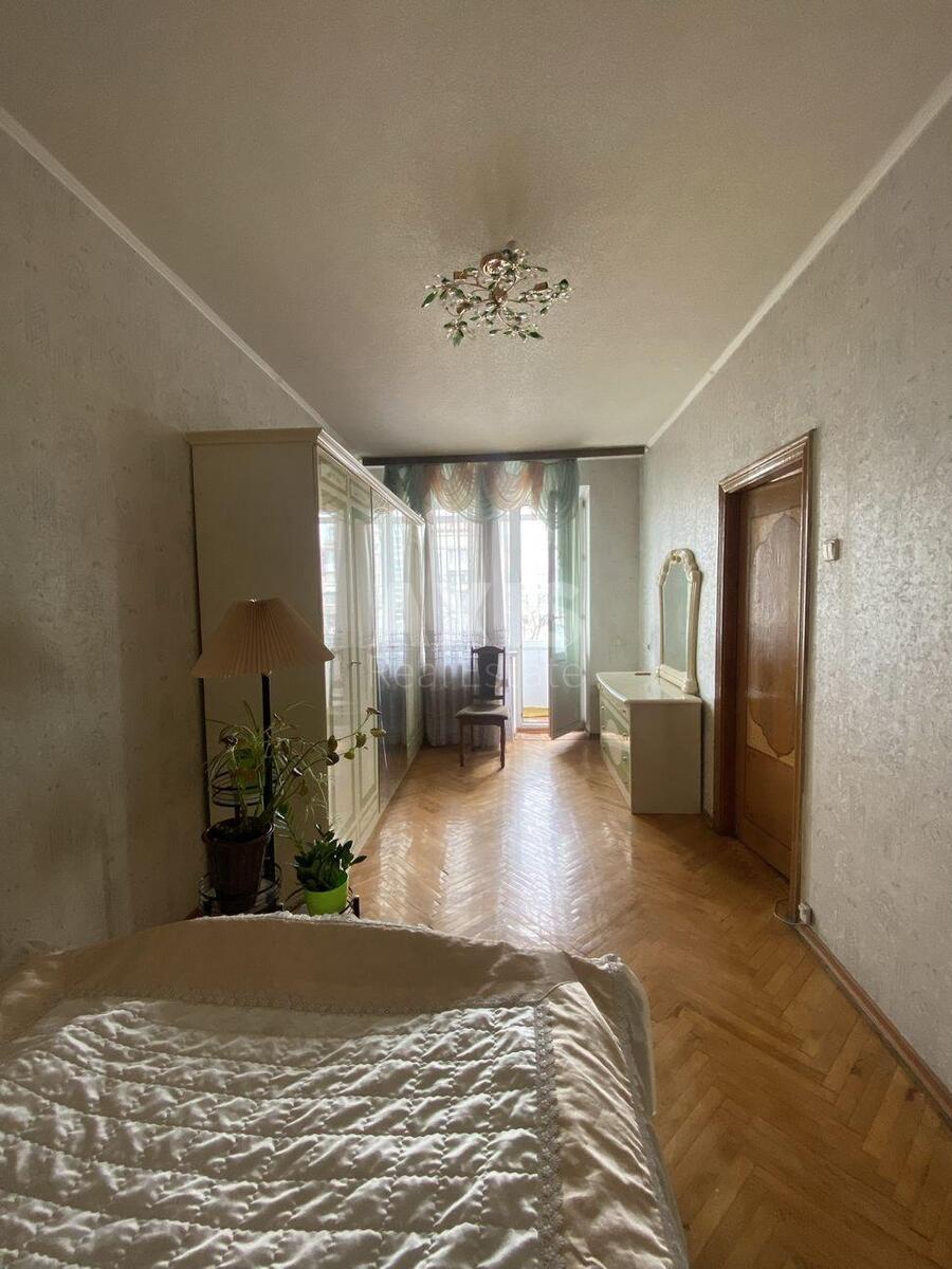 4k apartment pr-t Peremogy 12