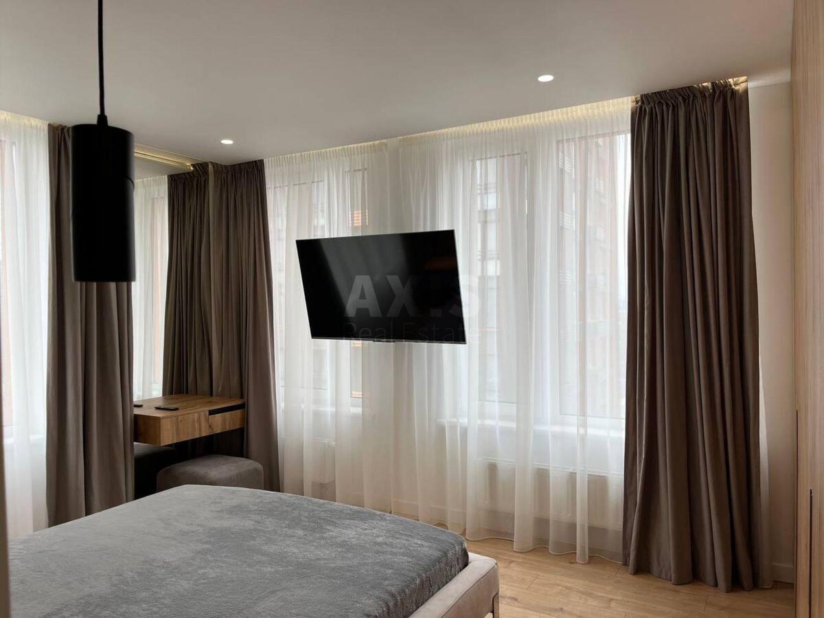 2k apartment nab. Dniprovs'ka 189