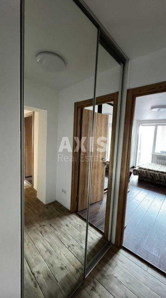 3k apartment vul. Kryvonosa Maksyma 76
