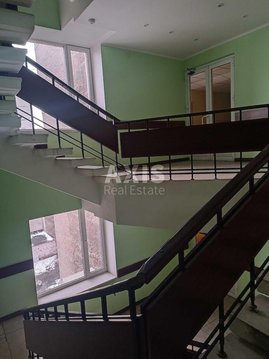 Office vul. Hetmana Pavla Polubotka 52, 70m2524759