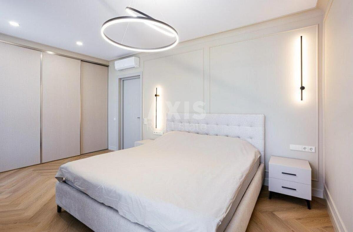 3k apartment vul. Rodyny Kristeriv 207