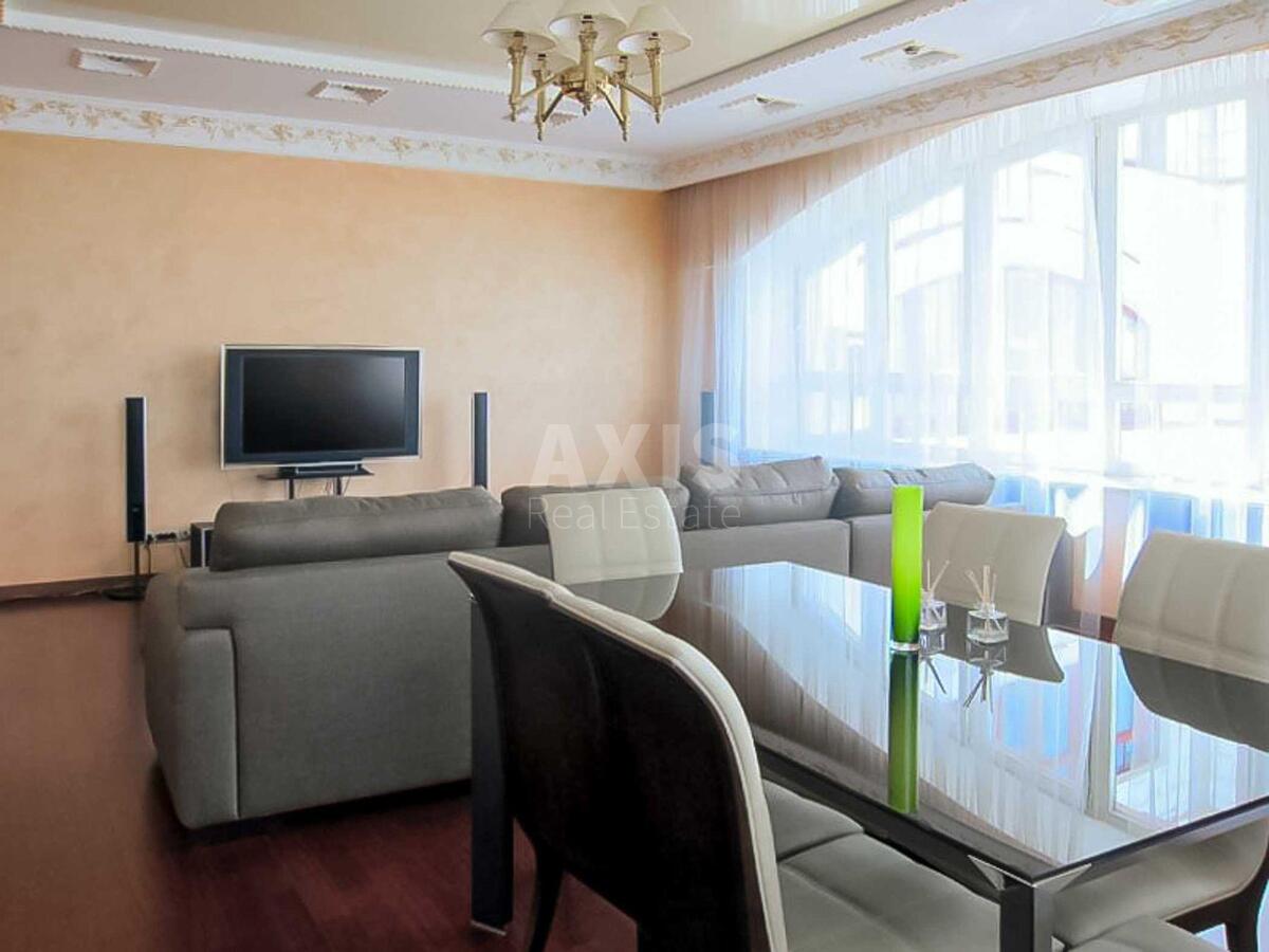 3к квартира ул. Ирининская 5/242