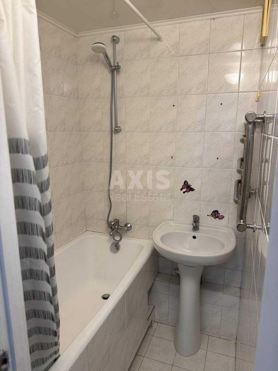 2k apartment vul. Zhmachenka Generala 167