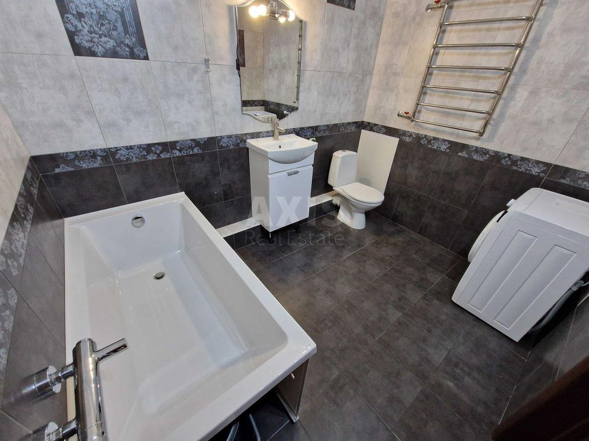 3k apartment vul. Koshycja Oleksandra 9Б13