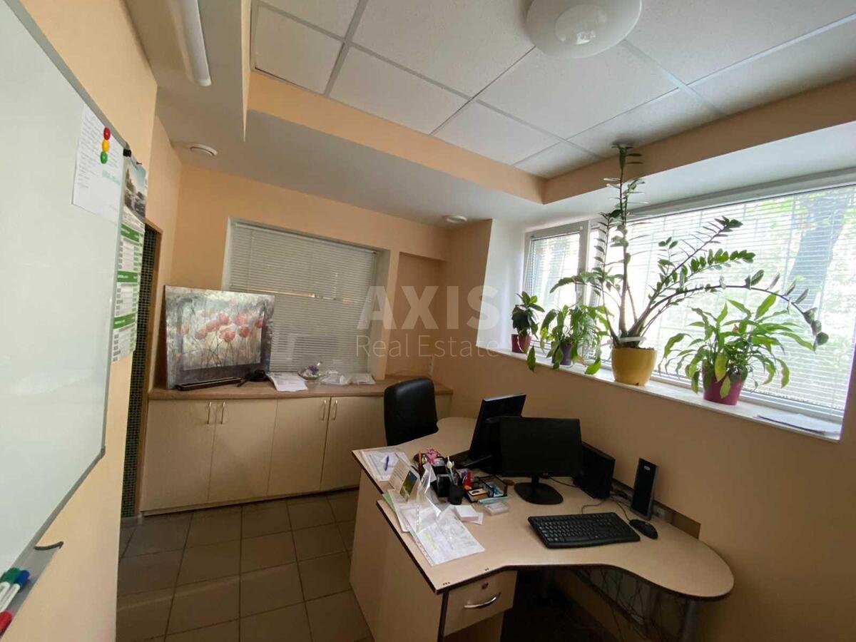 Офис ул. Алексы Тихого 89А, 230м27
