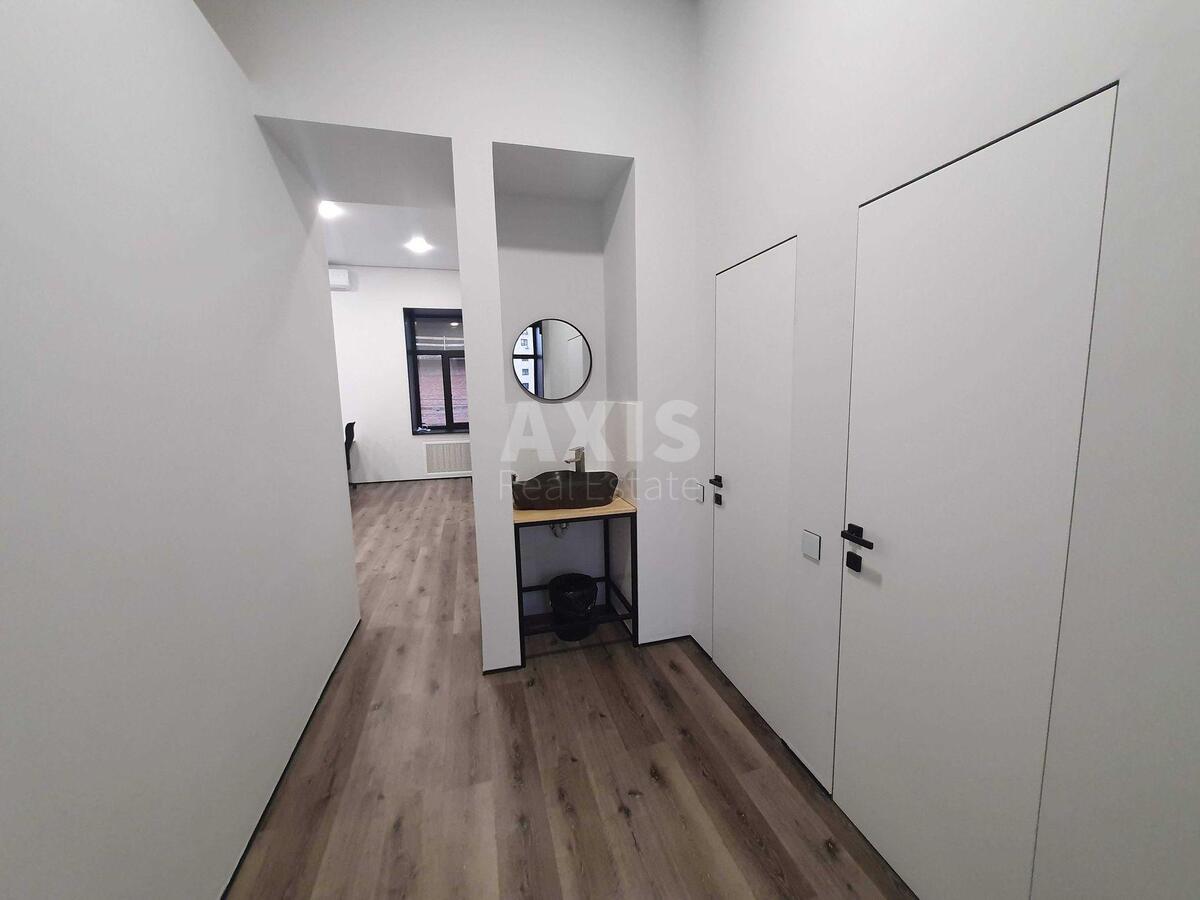 Office vul. Dmytrivs'ka 19, 112m2568859