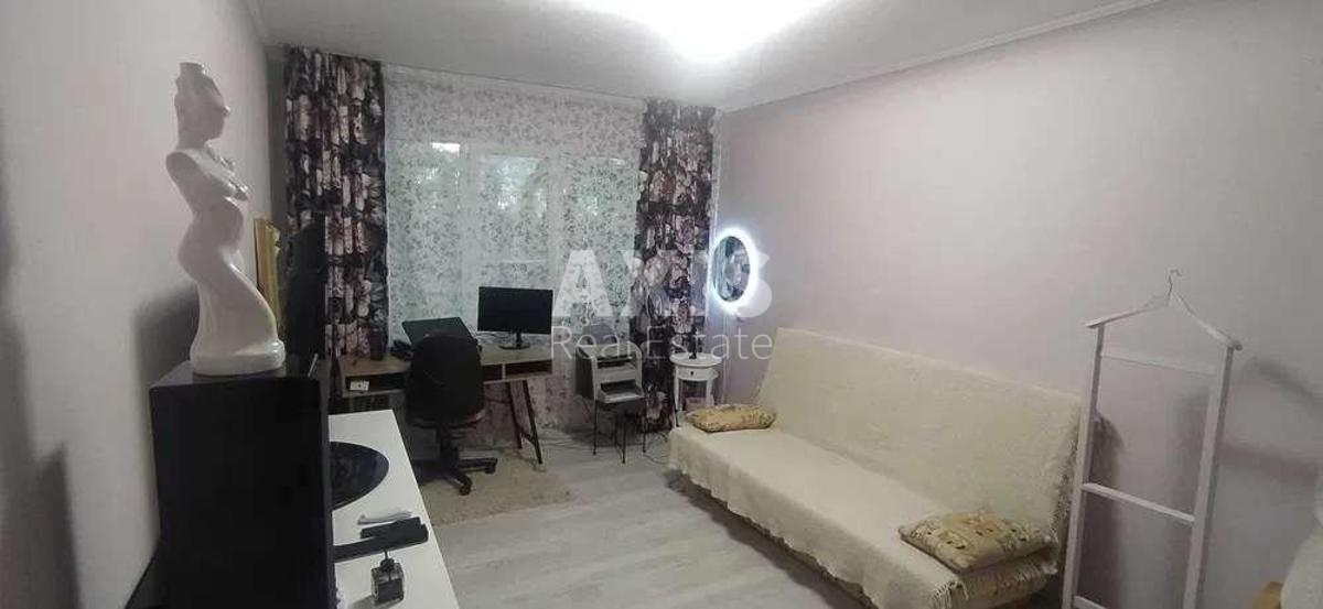 3к квартира ул. Озерная 28340954