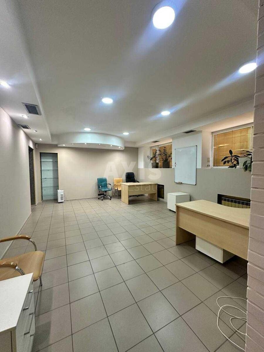 Офис ул. Алексы Тихого 89А, 230м28