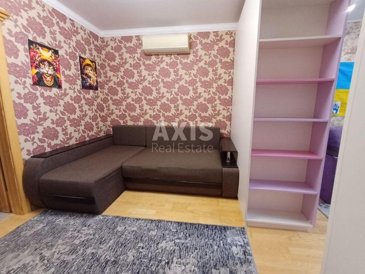 1k apartment pr-t Povitroflots'kyj 56
