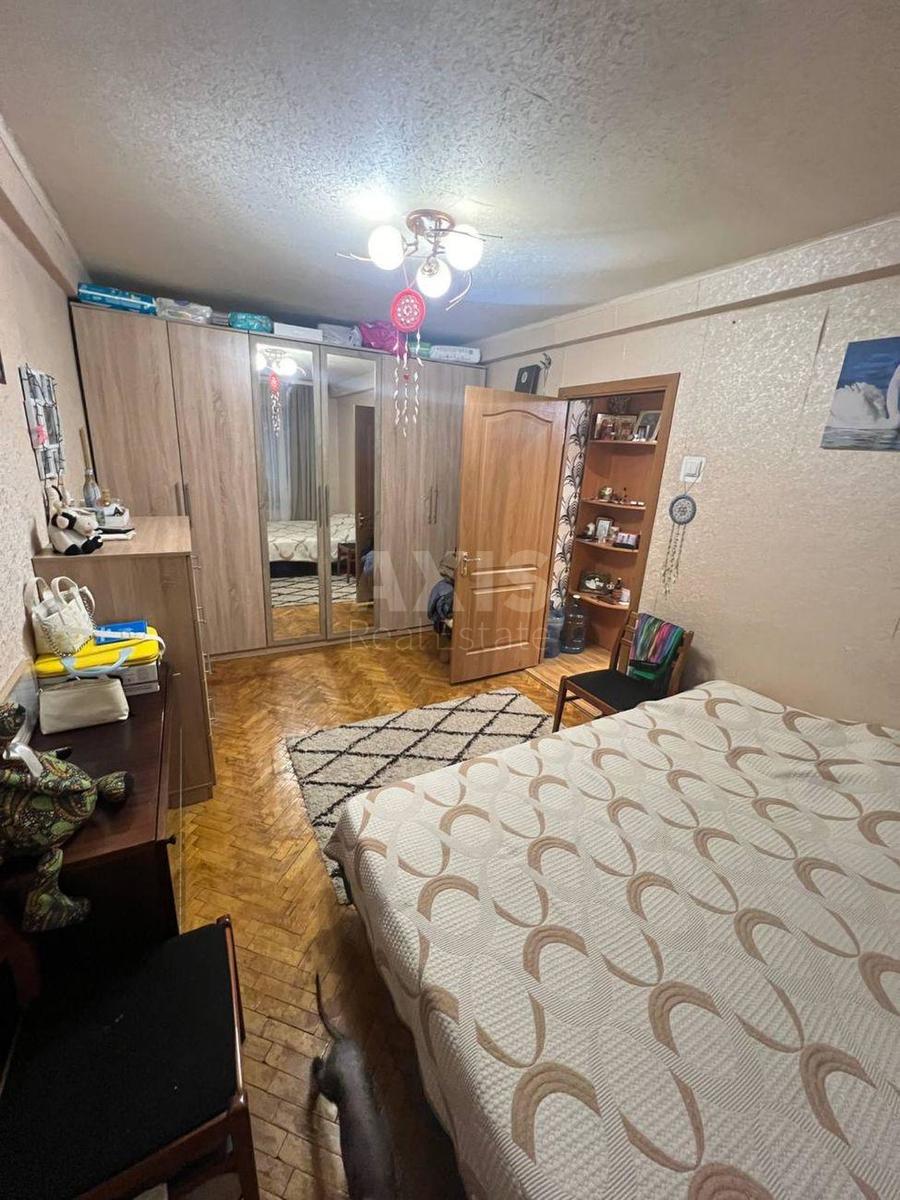 2к квартира ул. Кирилловская 152424754