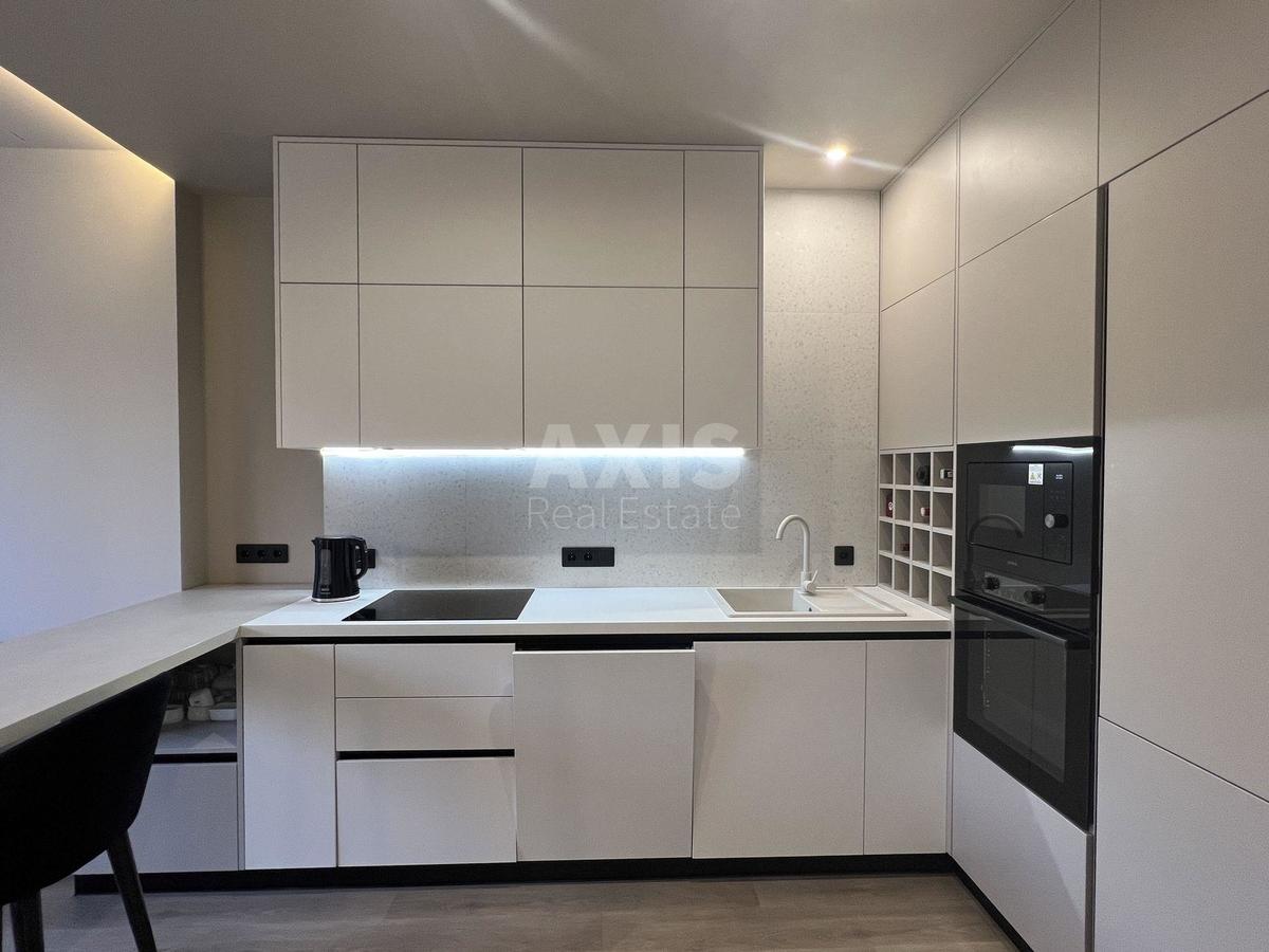 1k apartment bul. Lesi Ukrai'nky 7