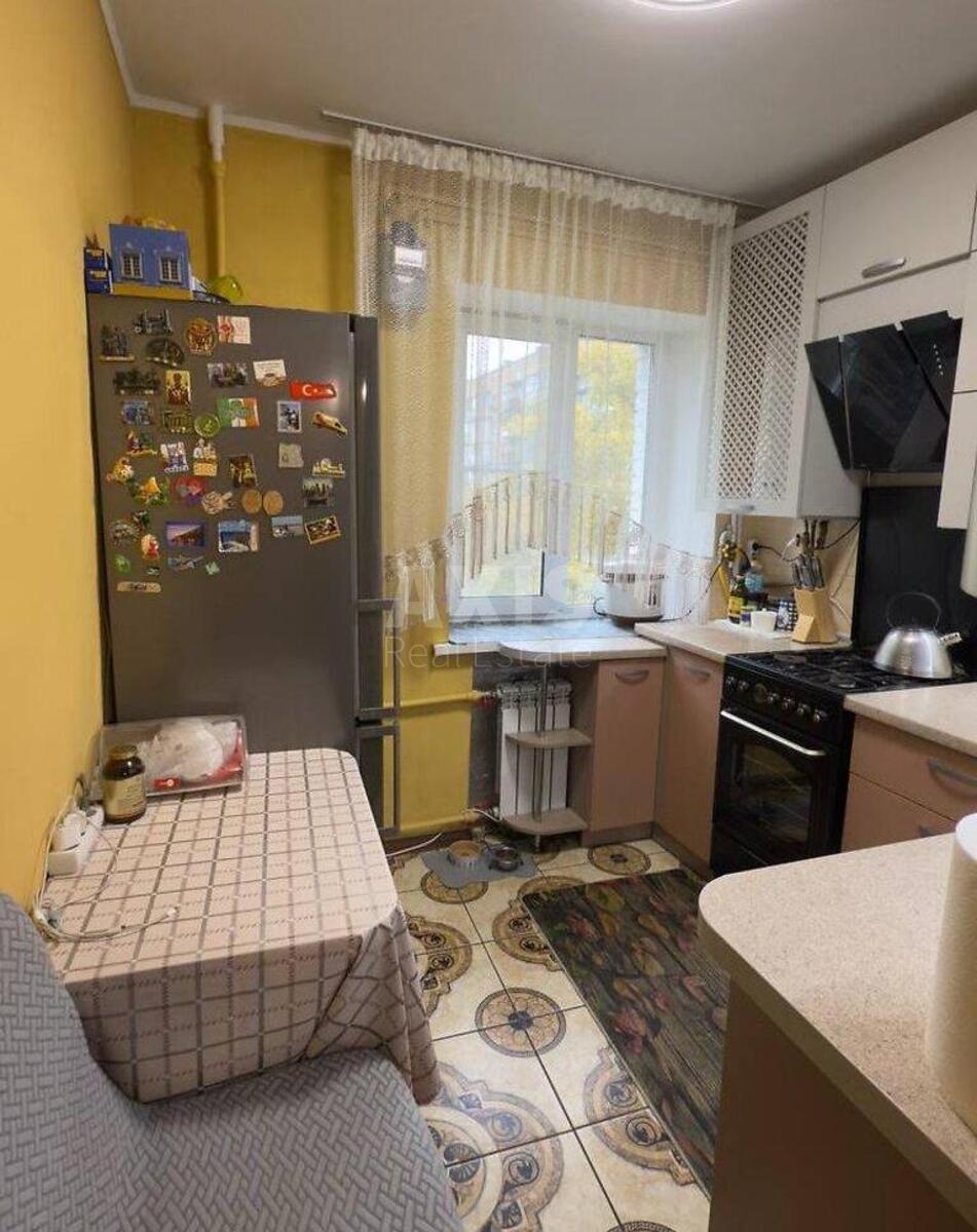 2k apartment vul. Kyrylivs'ka 115/1623321