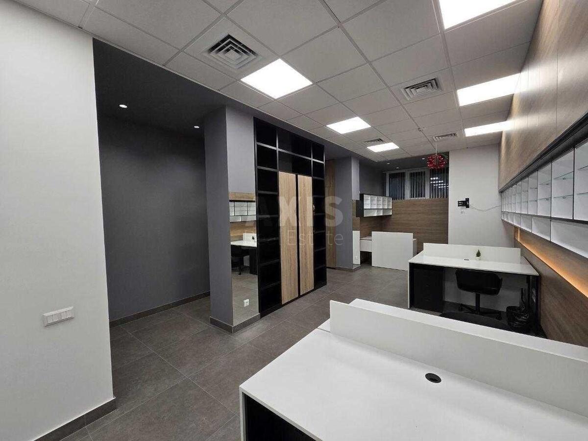 Office uzv. Kudrjavs'kyj 10А, 60m2572480