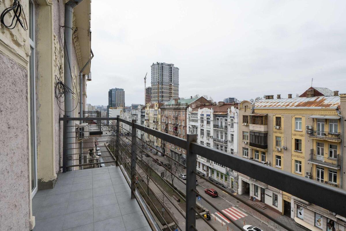 4k apartment vul. Antonovycha 175732610
