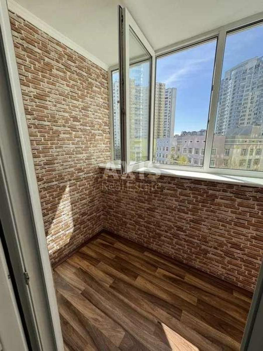 1k apartment vul. Dragomanova 6/13