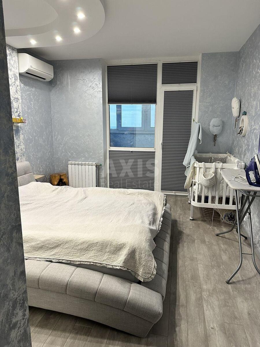 3k apartment pr-t Nauky 696