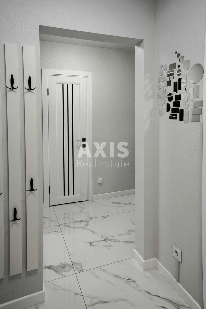 1k apartment vul. Rusovoi' Sofii' 7Б564469