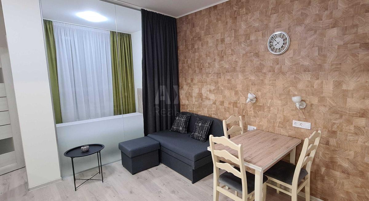 1k apartment vul. Metrologichna 109