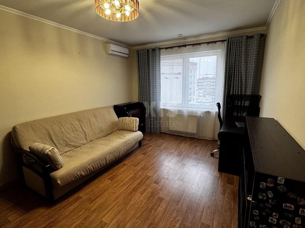 1k apartment vul. Rusovoi' Sofii' 1Б4