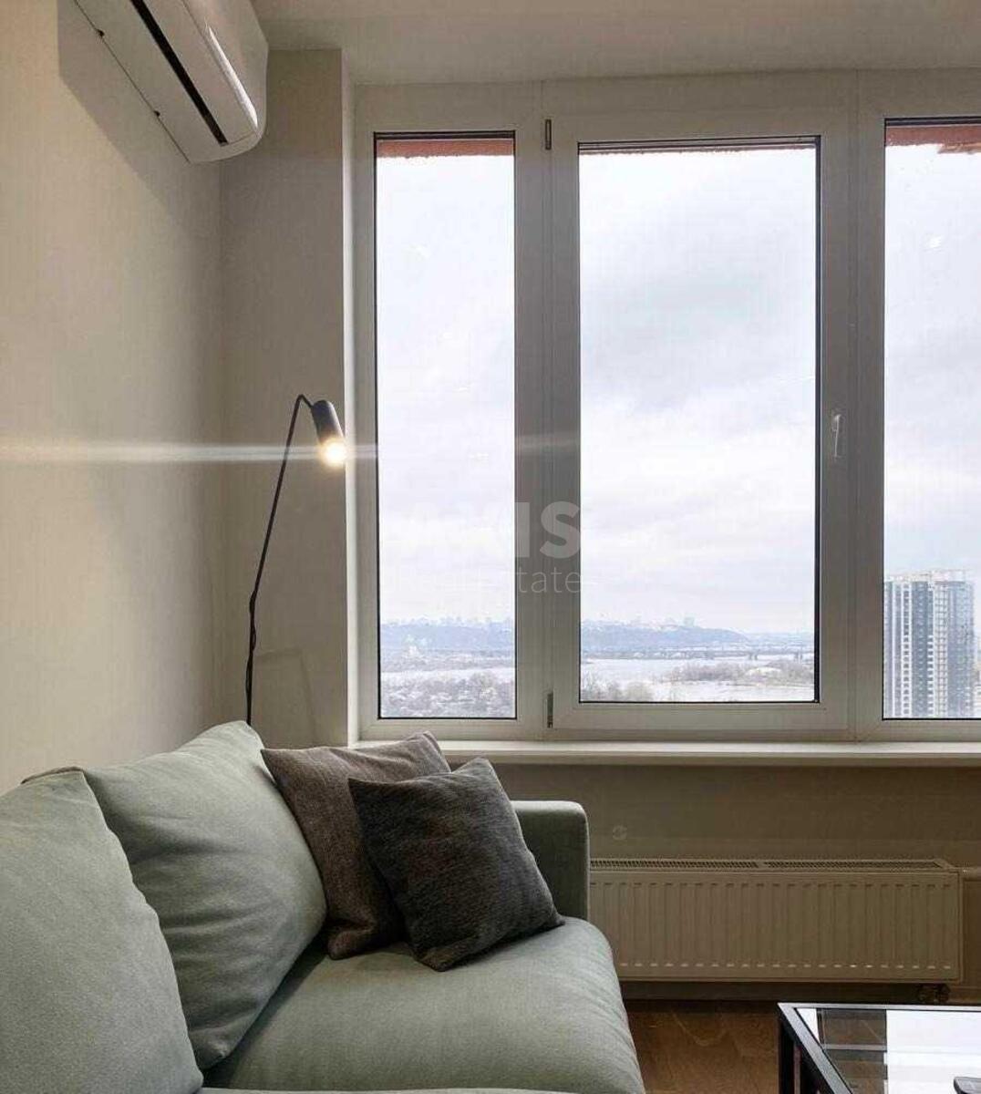 3k apartment nab. Dniprovs'ka 18628762