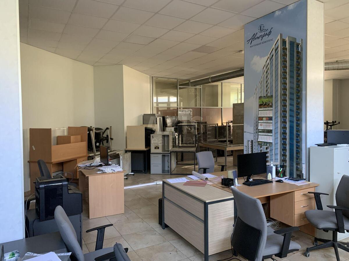 Office vul. Okipnoi' Rai'sy 8, 204m2587132