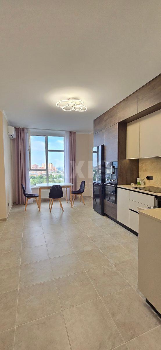 2k apartment prov. Pryladnyj 101