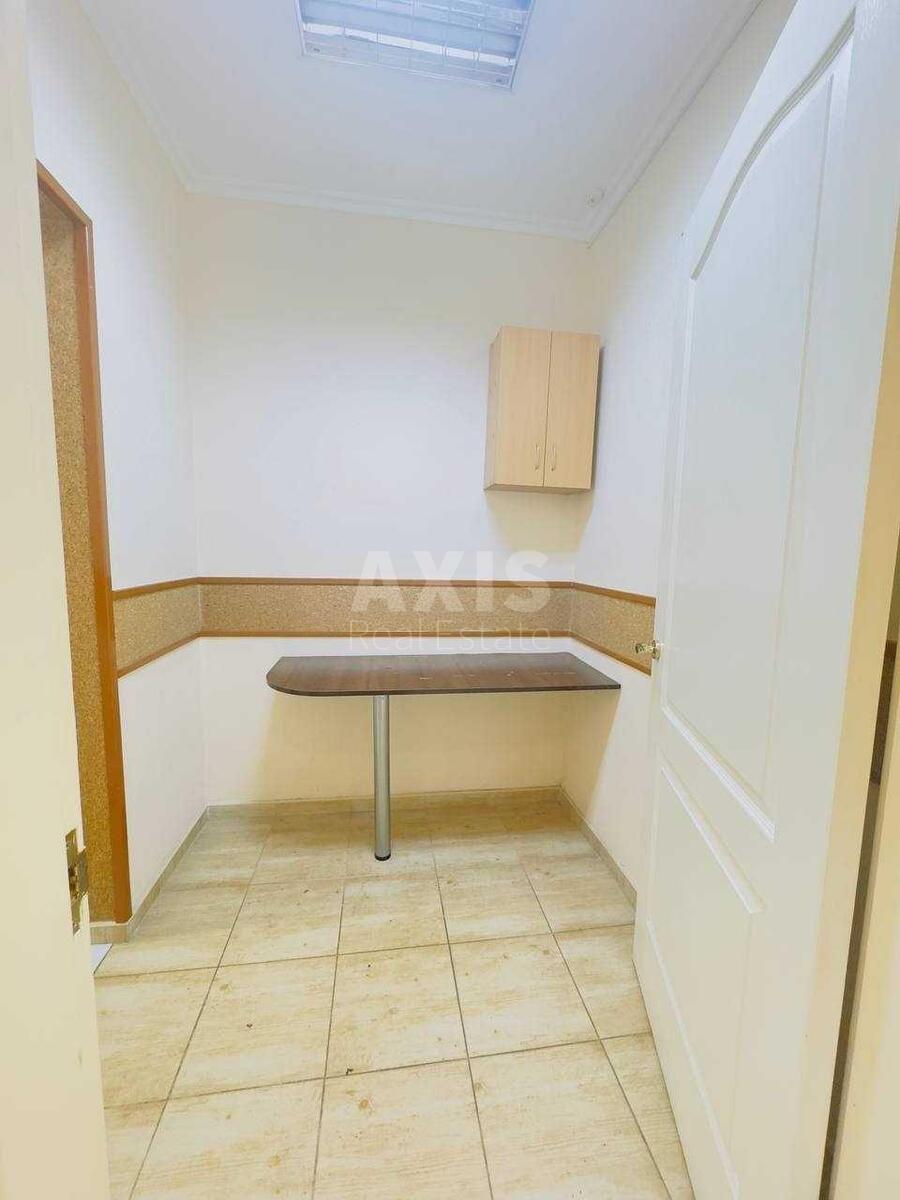 Объект торговли ул. Юлии Здановской 83А, 53м2630931