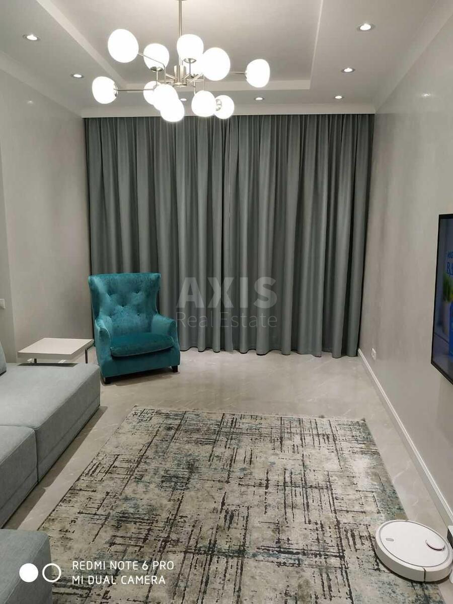 3k apartment vul. Barbjusa Anri 28А2