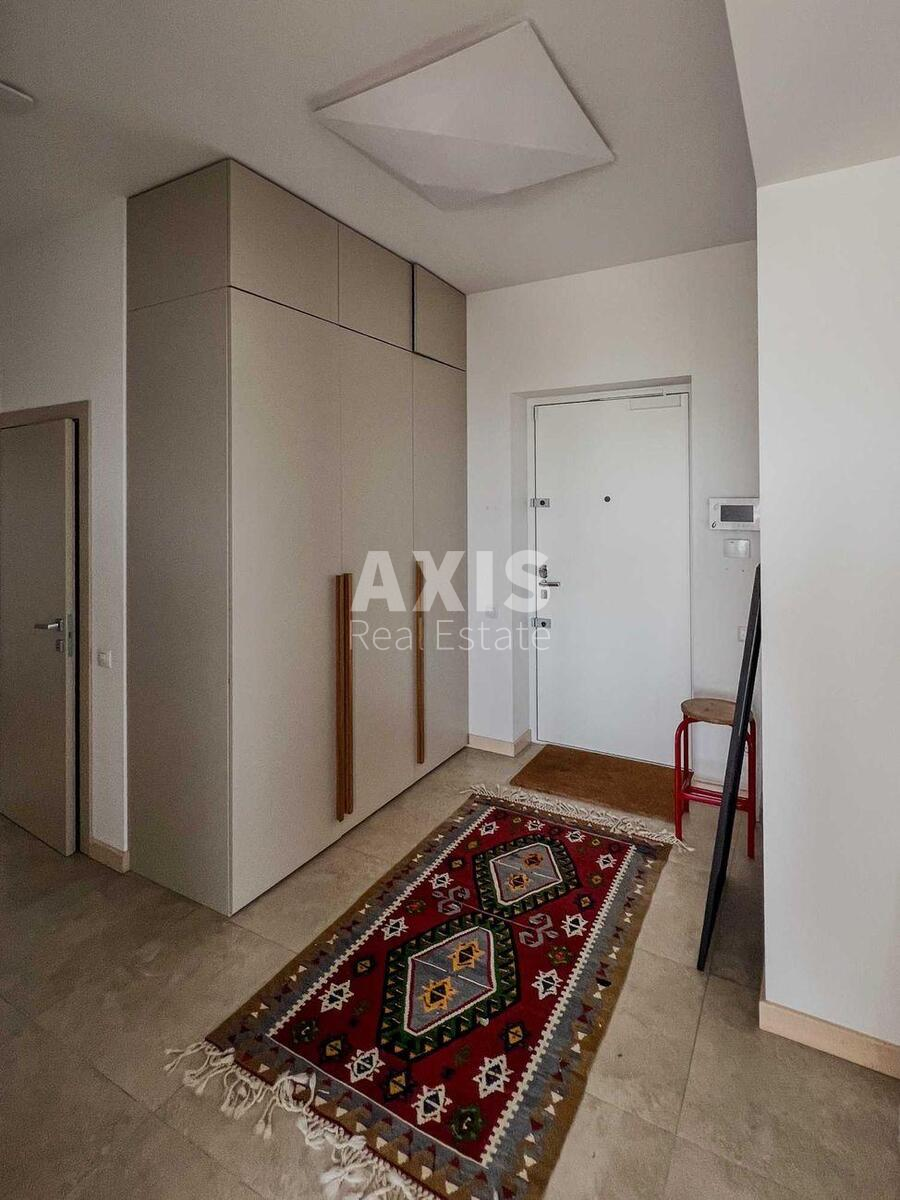 4k apartment vul. Mazepy Ivana 1612