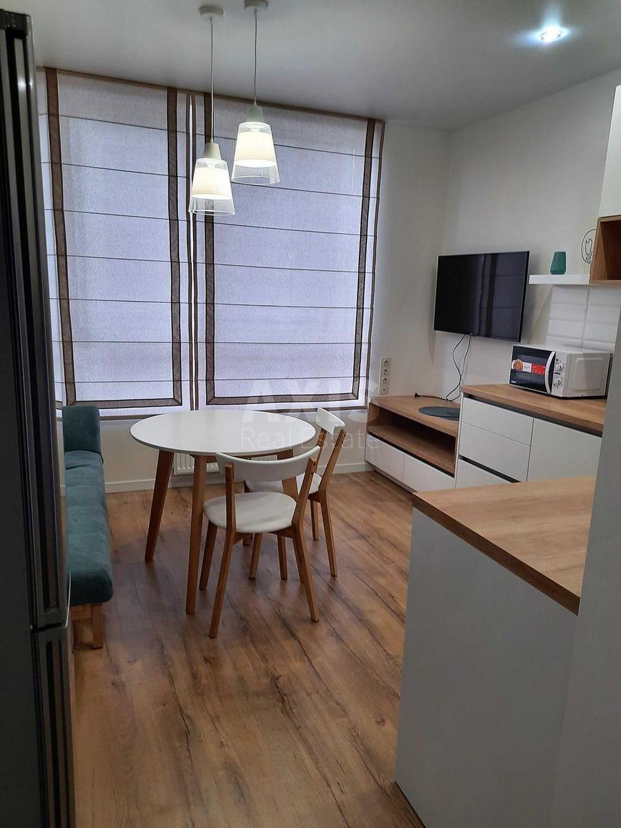 1k apartment vul. Kamianska 128