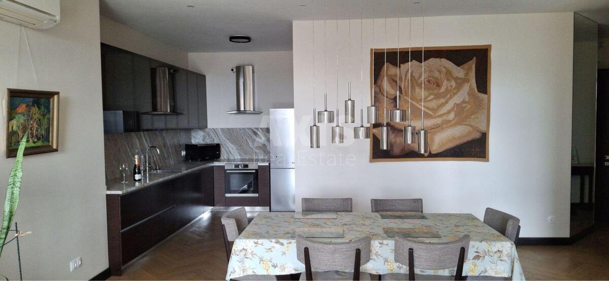 1k apartment bul. Darnyc'kyj 8Б0