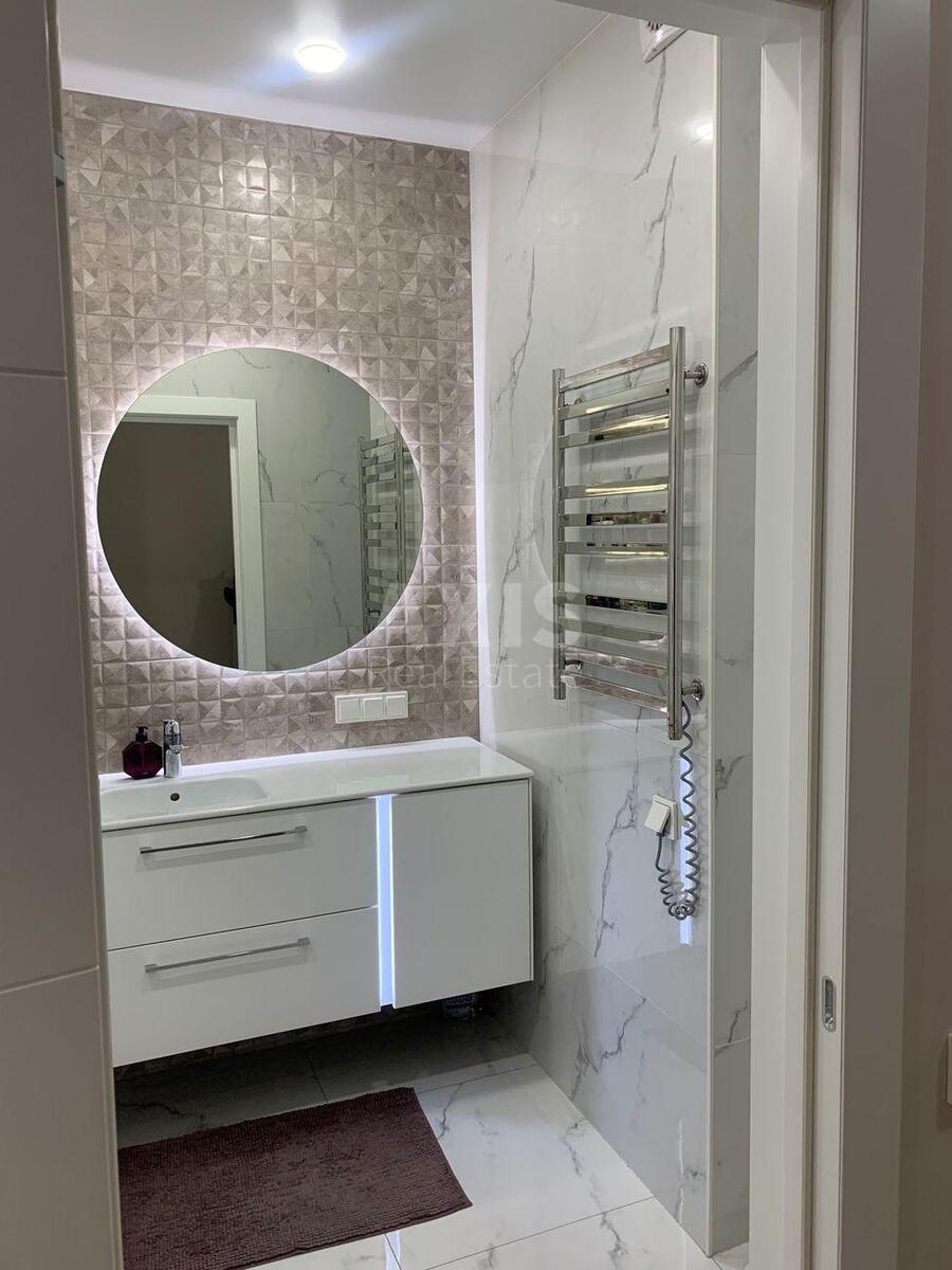 3k apartment vul. Oleny Pchilky 35